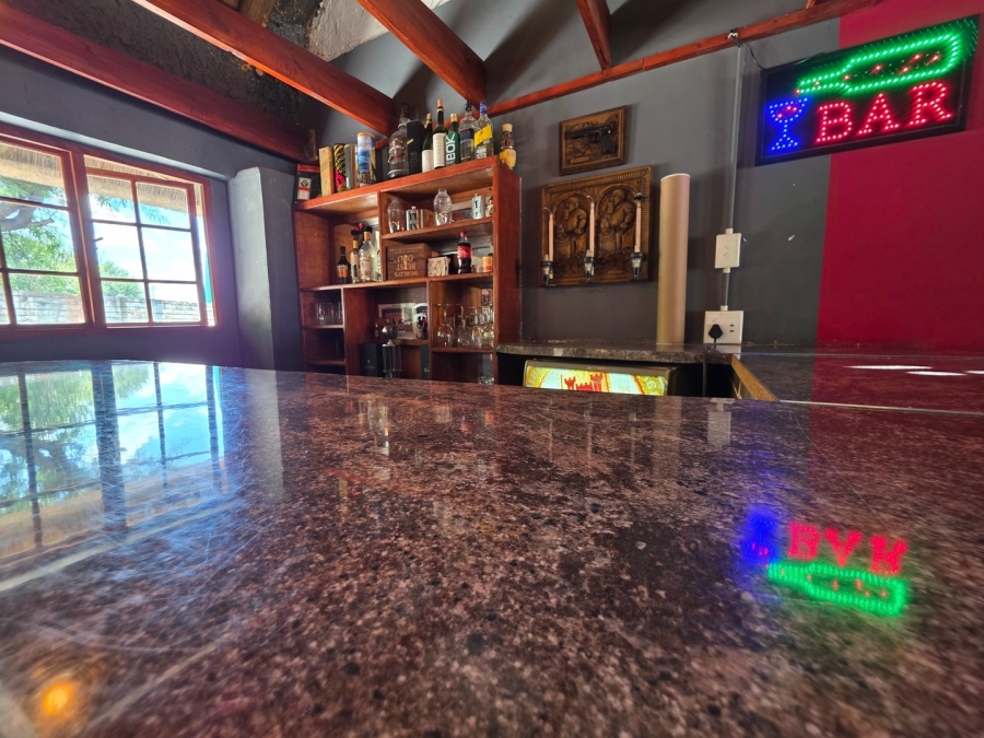 4 Bedroom Property for Sale in Olifantsnek North West